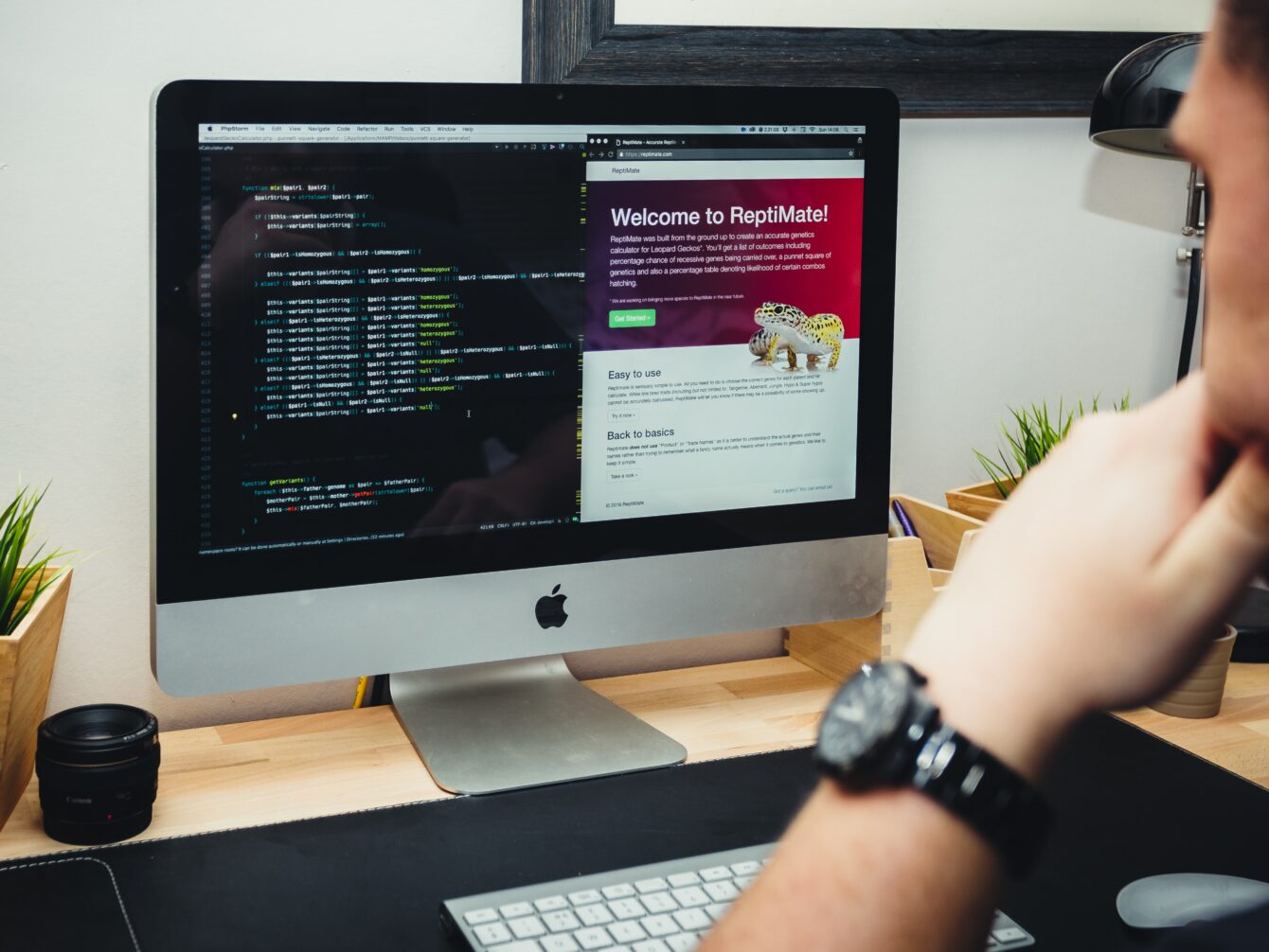 Desk With Gaming Setup Display With Isolated Screen For Mockup Gaming Pc  Headset Keyboard Mouse And Joypad On Desk Purple Led Light On Wall Stock  Photo - Download Image Now - iStock