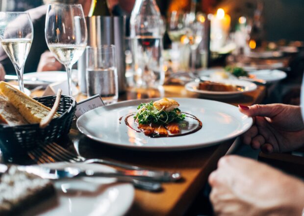 Restaurants Benefit from Software Solutions_1